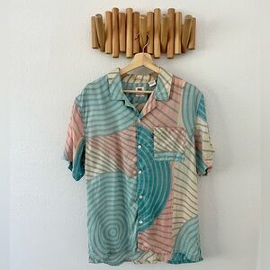 Levi’s Men Button Down Short Sleeve Shirt Size Medium Funky Disco Colorful Rave